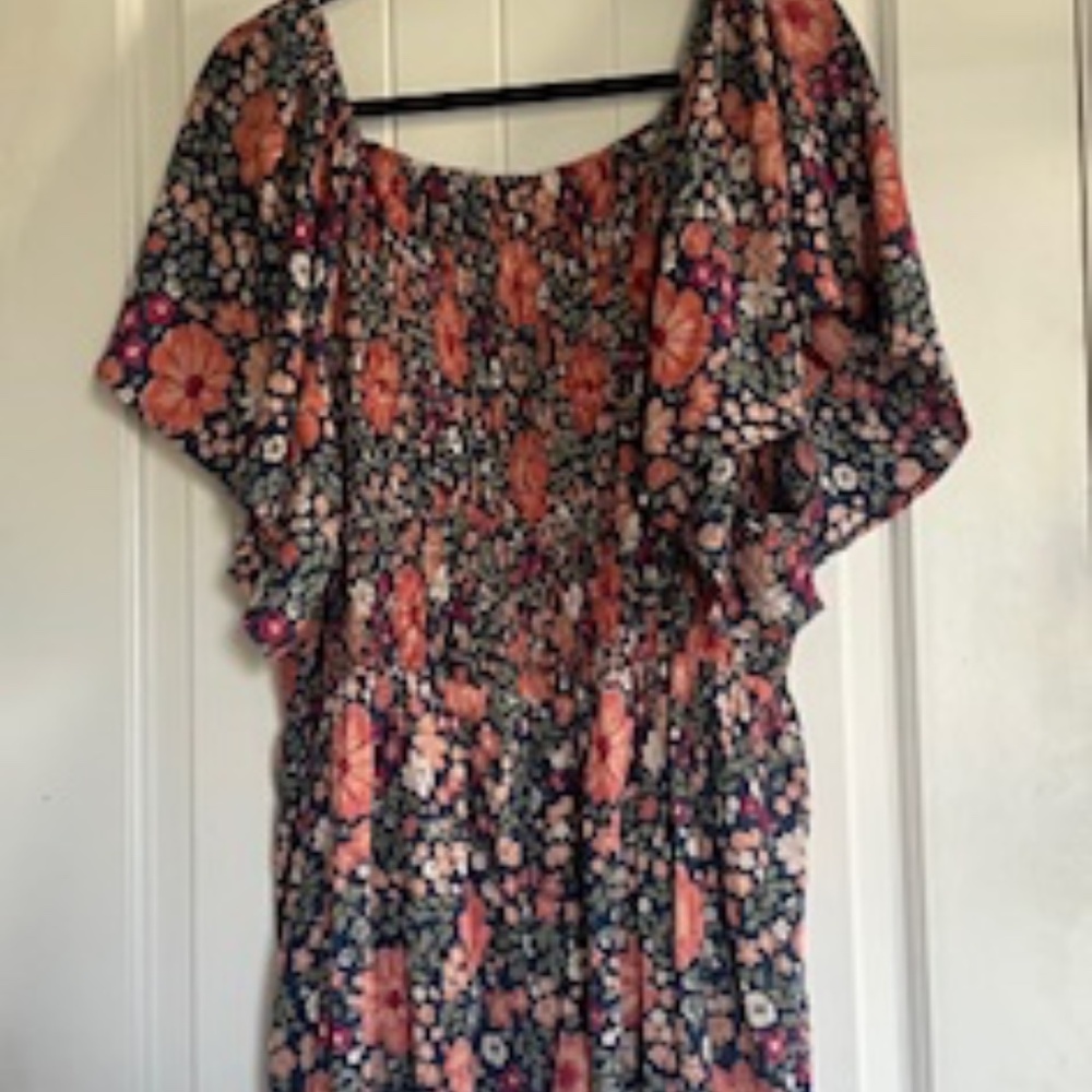 Angie Short Sleeve Shirred Size 3X Blouse